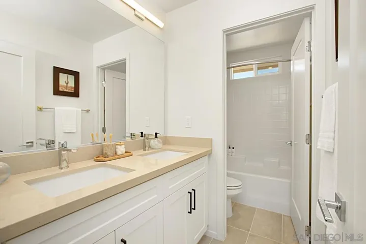 5267 Trinidad Way, San Diego, California 92114