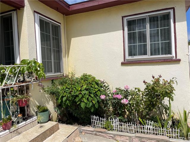 303 E Francis Street, Ontario, California 91761