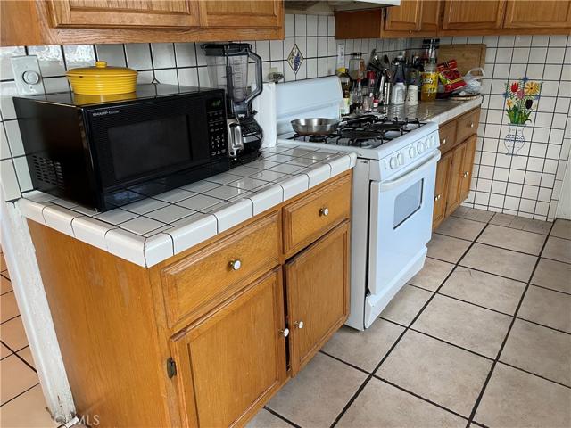 303 E Francis Street, Ontario, California 91761
