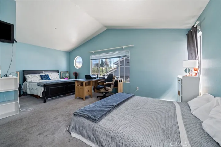 13580 Betsy Ross Court, Fontana, California 92336