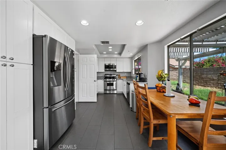 13580 Betsy Ross Court, Fontana, California 92336