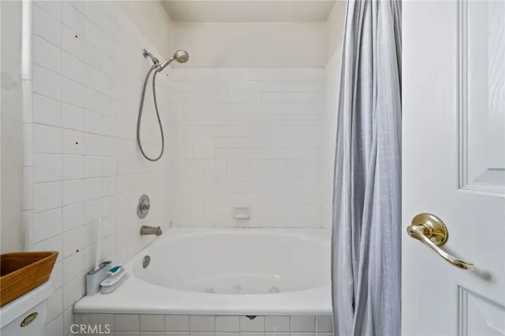 13580 Betsy Ross Court, Fontana, California 92336