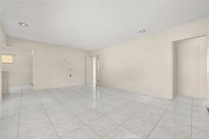 144 E Loma Alta Drive, Altadena, California 91001
