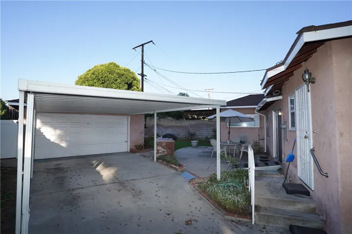 15611 Yermo Street, Whittier, California 90603