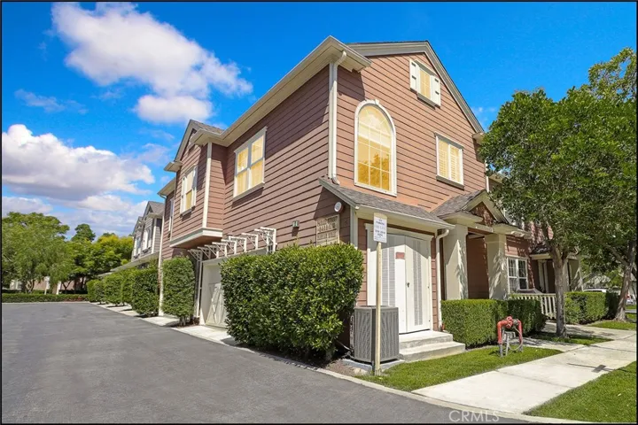 12 Parker Street, Ladera Ranch, California 92694