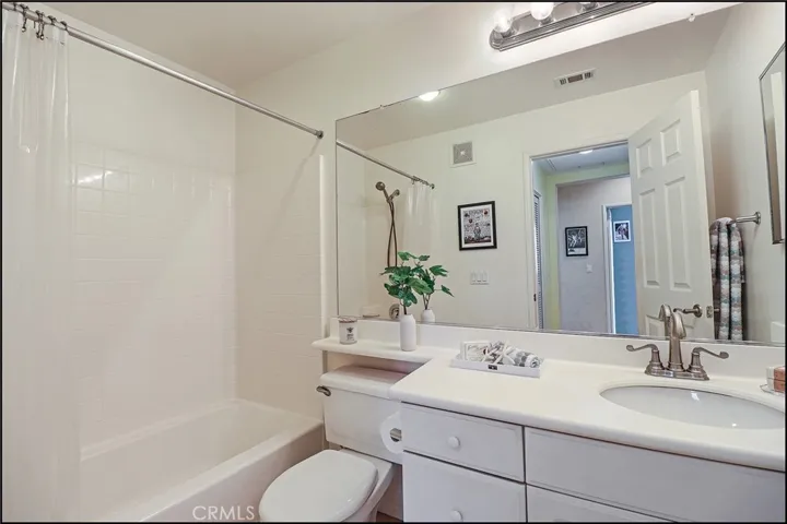 12 Parker Street, Ladera Ranch, California 92694