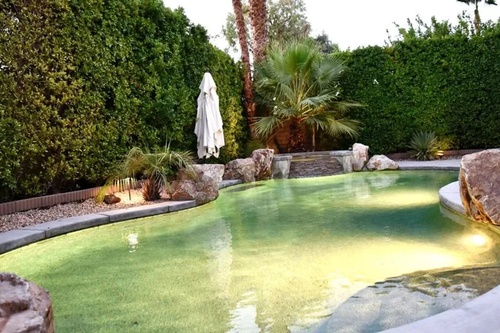 Pool 4
