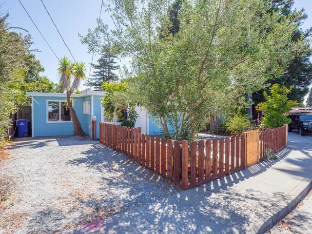 337 Dufour Street, Santa Cruz, California 95060