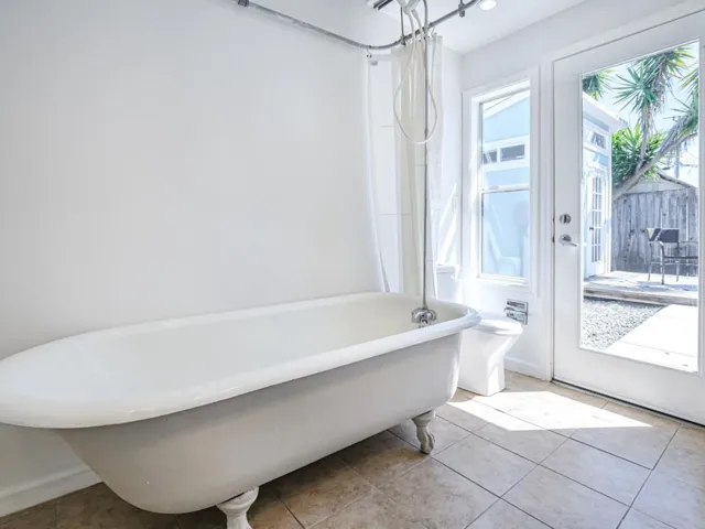 337 Dufour Street, Santa Cruz, California 95060