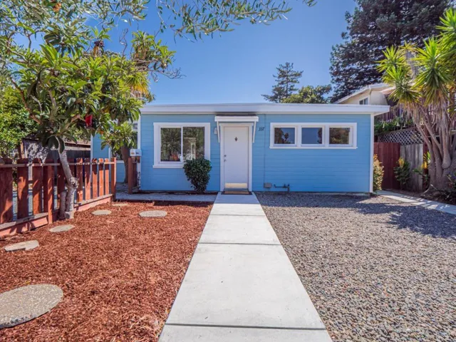 337 Dufour Street, Santa Cruz, California 95060