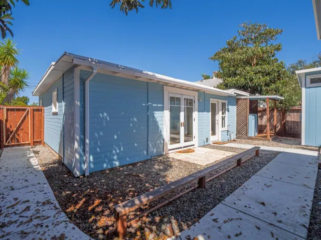 337 Dufour Street, Santa Cruz, California 95060