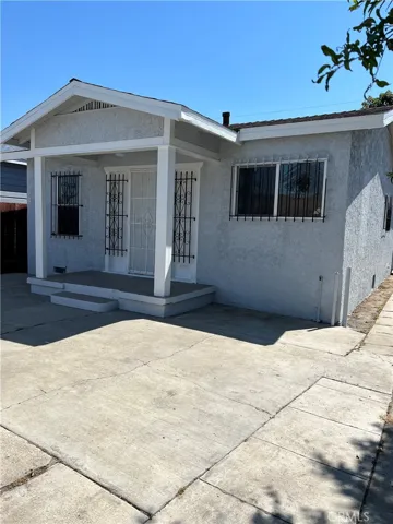 704 W Cressey Street, Compton, California 90222