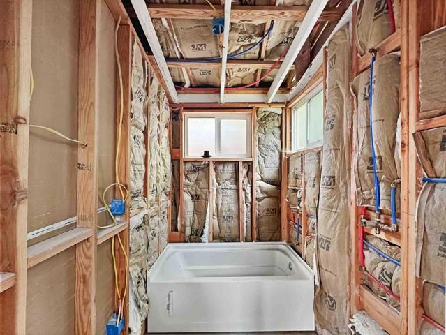 319 Salina Court, Vista, California 92083