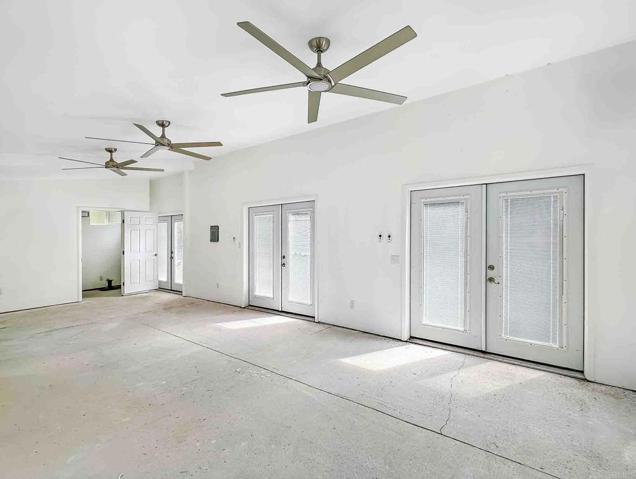 319 Salina Court, Vista, California 92083