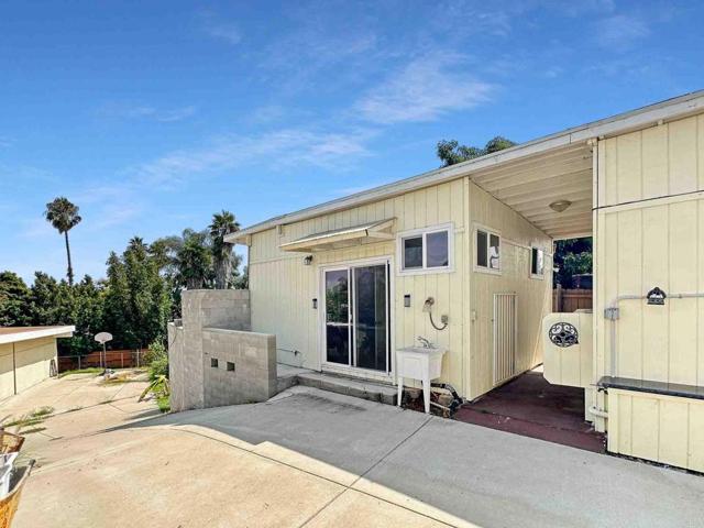 319 Salina Court, Vista, California 92083