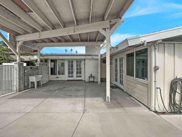 319 Salina Court, Vista, California 92083