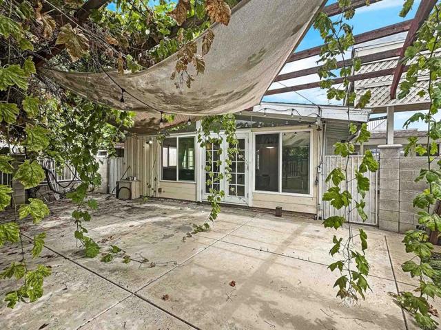 319 Salina Court, Vista, California 92083