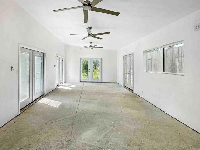 319 Salina Court, Vista, California 92083