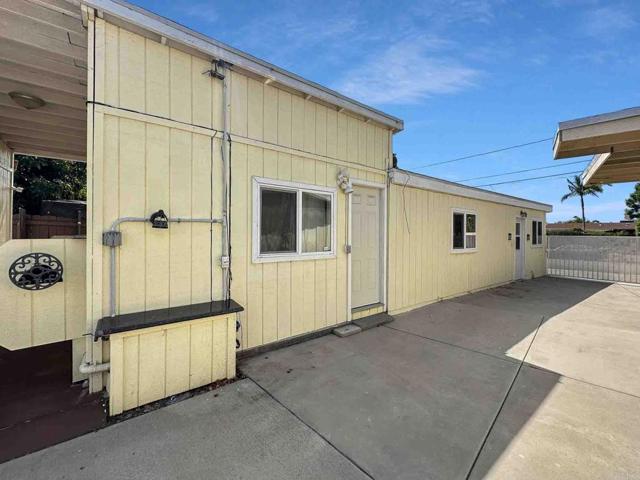 319 Salina Court, Vista, California 92083