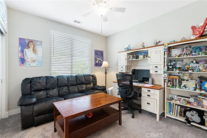 19018 Chestnut Glen Court, Canyon Country, California 91387
