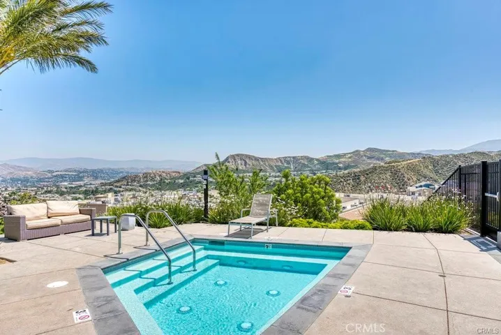 19018 Chestnut Glen Court, Canyon Country, California 91387