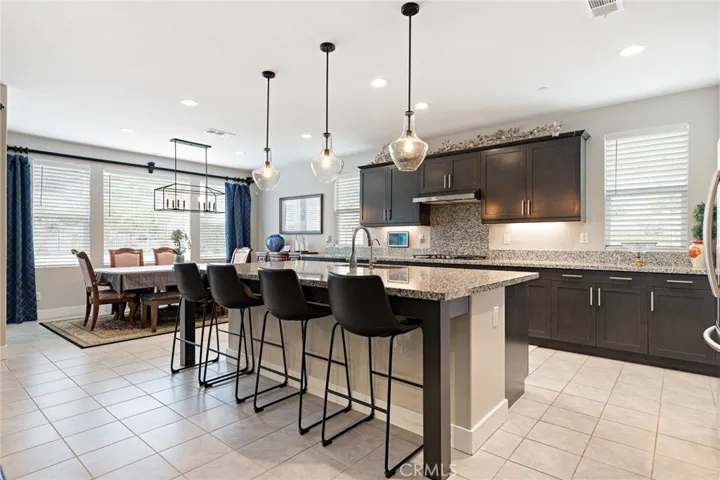 19018 Chestnut Glen Court, Canyon Country, California 91387