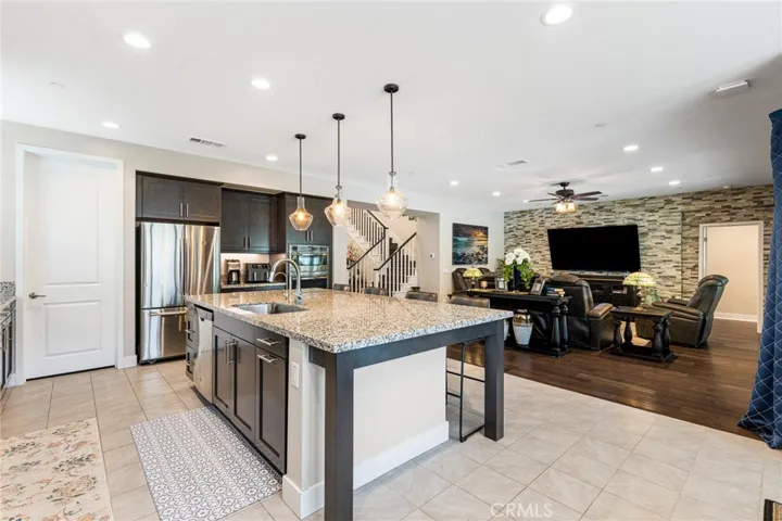 19018 Chestnut Glen Court, Canyon Country, California 91387