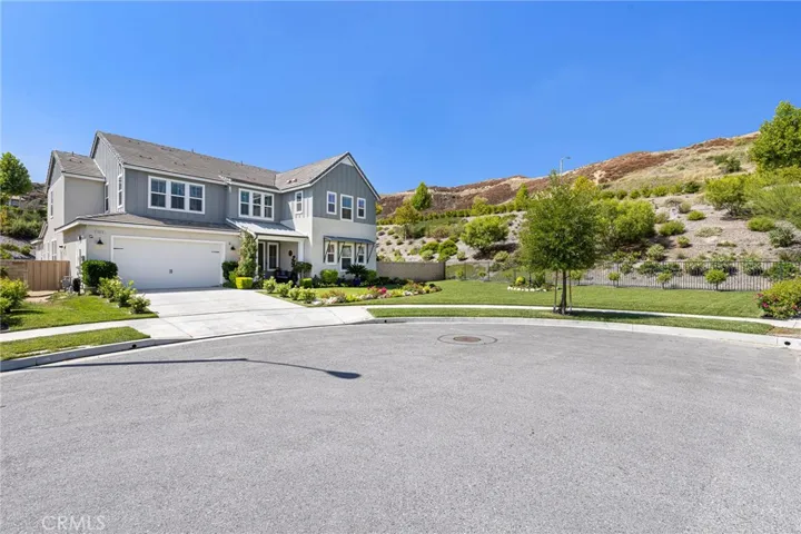 19018 Chestnut Glen Court, Canyon Country, California 91387