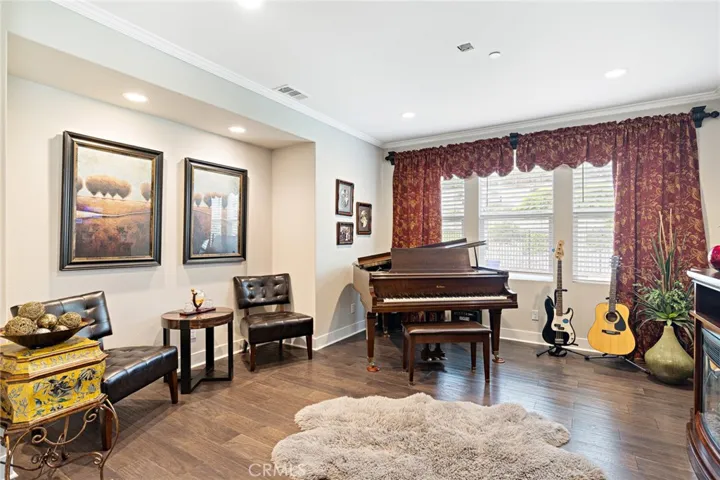 19018 Chestnut Glen Court, Canyon Country, California 91387