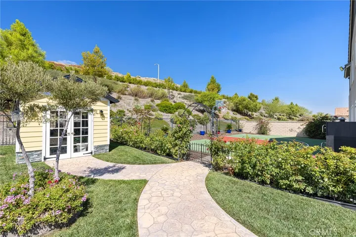 19018 Chestnut Glen Court, Canyon Country, California 91387