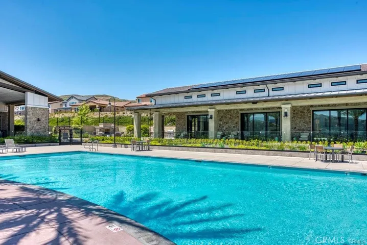19018 Chestnut Glen Court, Canyon Country, California 91387