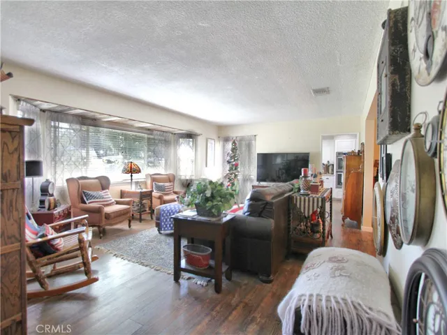 10922 Bryant Street, Yucaipa, California 92399