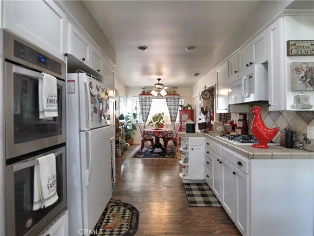 10922 Bryant Street, Yucaipa, California 92399