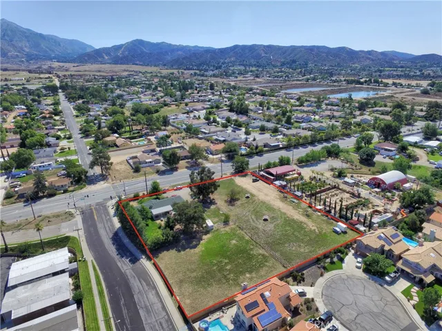 10922 Bryant Street, Yucaipa, California 92399