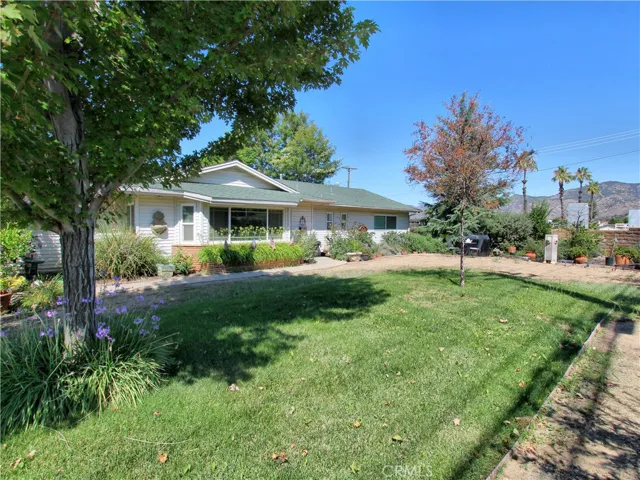 10922 Bryant Street, Yucaipa, California 92399