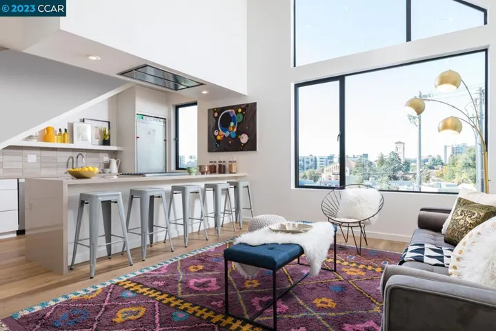 58 Vernon Street, Oakland, California 94610