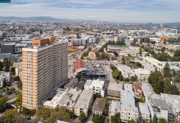 58 Vernon Street, Oakland, California 94610