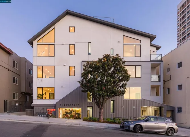 58 Vernon Street, Oakland, California 94610