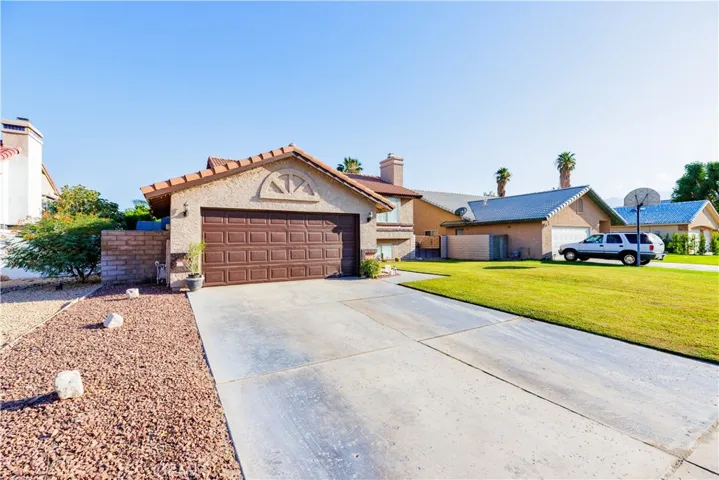 68395 Risueno Rd, Cathedral City, California 92234