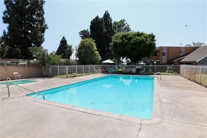 609 S Newhope Street Unit 33, Santa Ana, California 92704