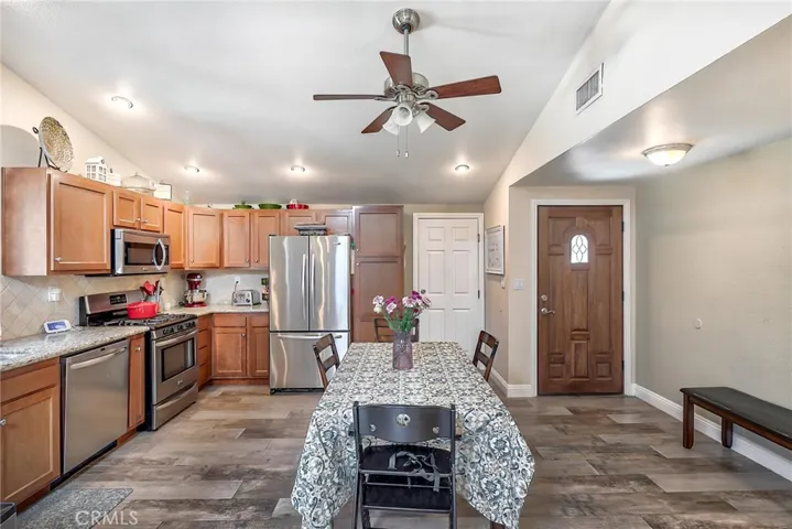 18655 Bainbury Street, Canyon Country, California 91351