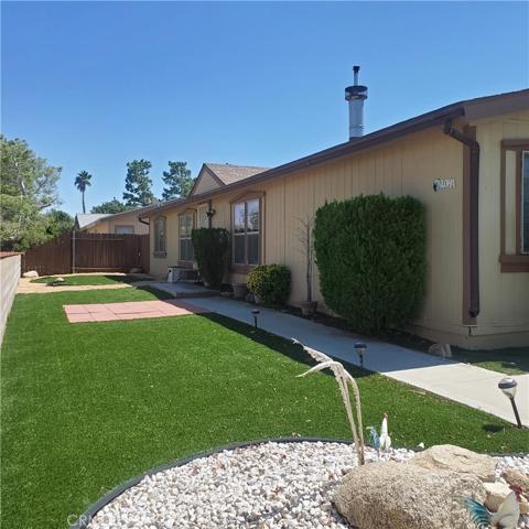 21621 Sandia Road Unit 9, Apple Valley, California 92308