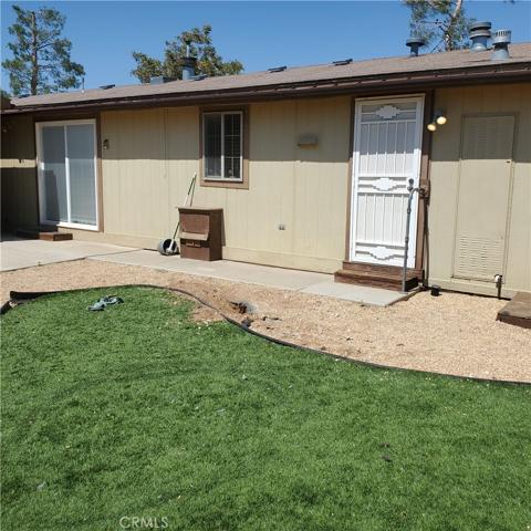 21621 Sandia Road Unit 9, Apple Valley, California 92308