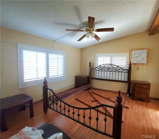21621 Sandia Road Unit 9, Apple Valley, California 92308