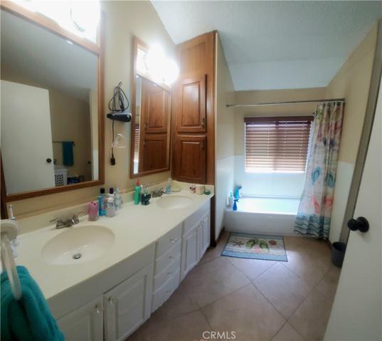 21621 Sandia Road Unit 9, Apple Valley, California 92308
