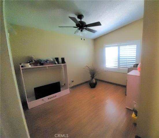 21621 Sandia Road Unit 9, Apple Valley, California 92308