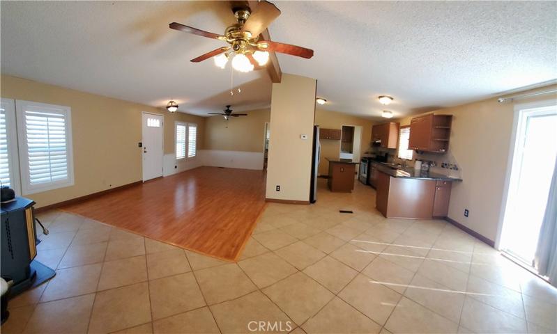 21621 Sandia Road Unit 9, Apple Valley, California 92308
