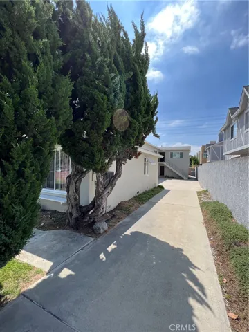 2520 Carnegie Lane, Redondo Beach, California 90278