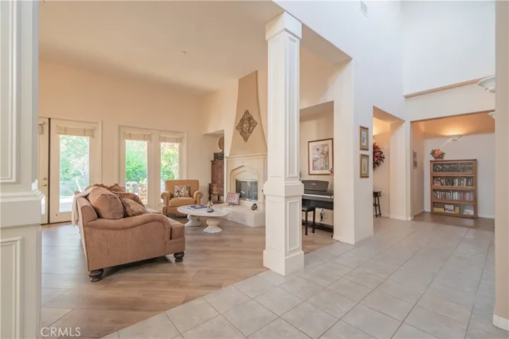 1147 Cooke Avenue, Claremont, California 91711