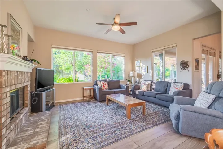 1147 Cooke Avenue, Claremont, California 91711